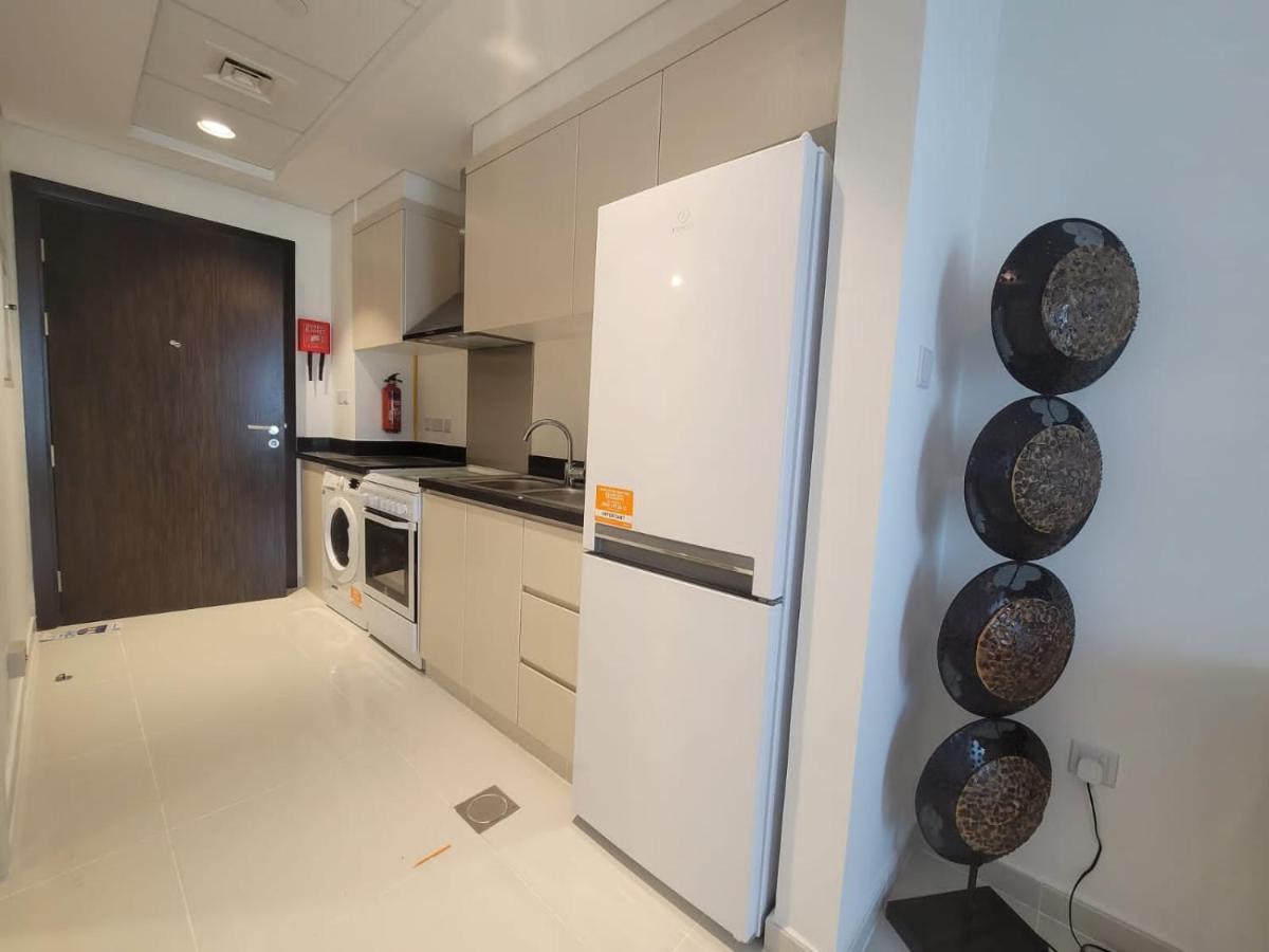 Heaven Escape Surrounded By Stunning Golf View High Floor -netflix-gym-pool -perfect Vacations अपार्टमेंट Dubai