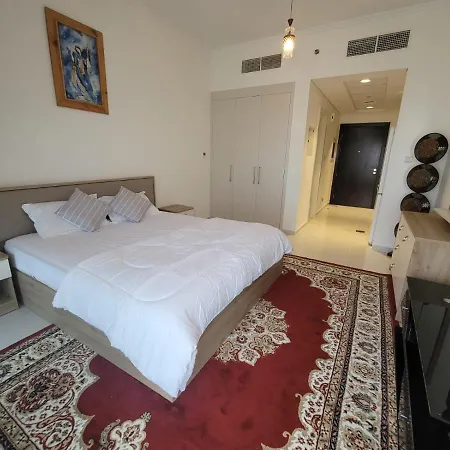 Heaven Escape Surrounded By Stunning Golf View High Floor -Netflix-Gym-Pool -Perfect Vacations Apartment Dubai Exterior photo