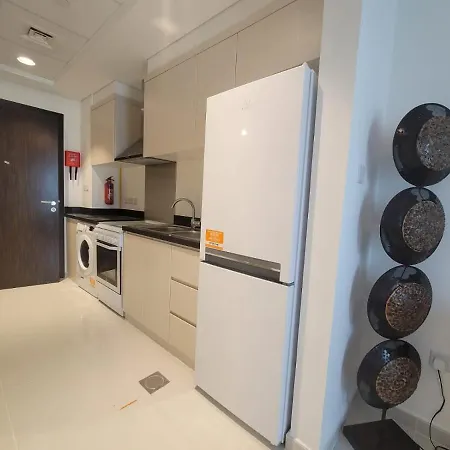 Heaven Escape Surrounded By Stunning Golf View High Floor -Netflix-Gym-Pool -Perfect Vacations Apartment Dubai Exterior photo