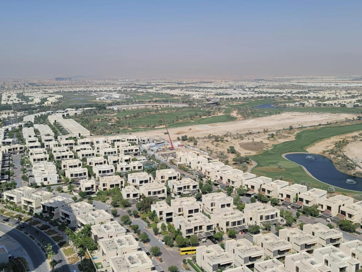 Heaven Escape Surrounded By Stunning Golf View High Floor -netflix-gym-pool -perfect Vacations * دبي