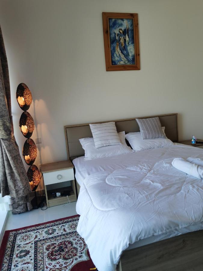 Heaven Escape Surrounded By Stunning Golf View High Floor -netflix-gym-pool -perfect Vacations * دبي